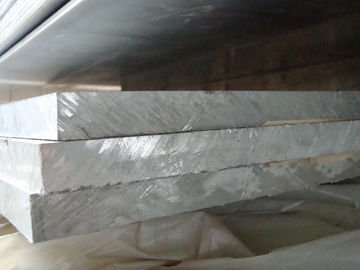 Μη συμμαχικό φύλλο αλουμινίου 1060 αλουμινίου με μέσο που χρησιμοποιείται πυκνά στην κατασκευή δεξαμενών